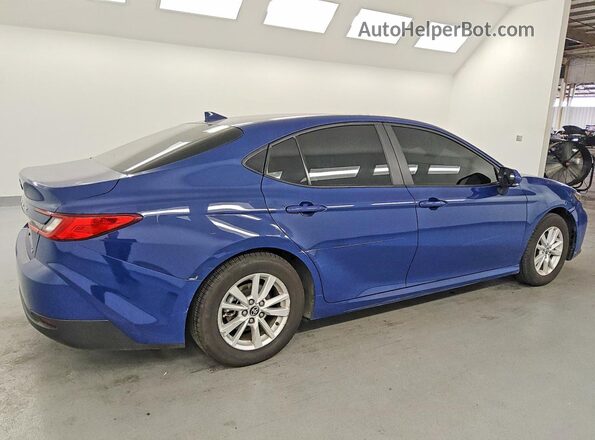 4T1DAACK5SU055794 2025 TOYOTA CAMRY Синий Задняя правая четверть