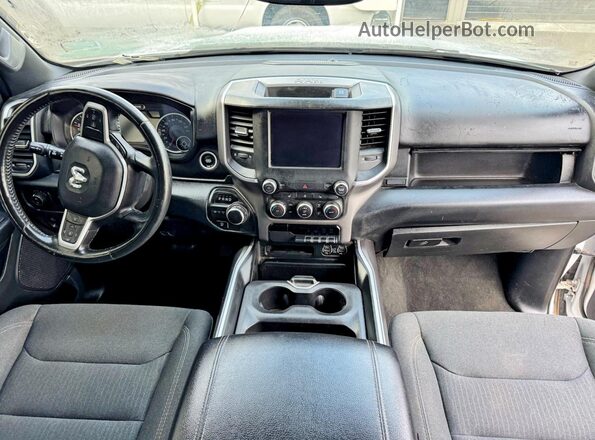 1C6RREBGXNN273503 2022 RAM 1500 Белый Вид задних сидений