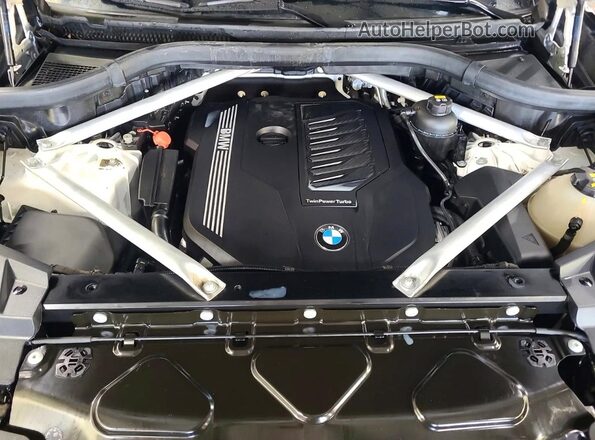 5UXCR6C08L9B81724 2020 BMW X5 Белый Вид салона спереди