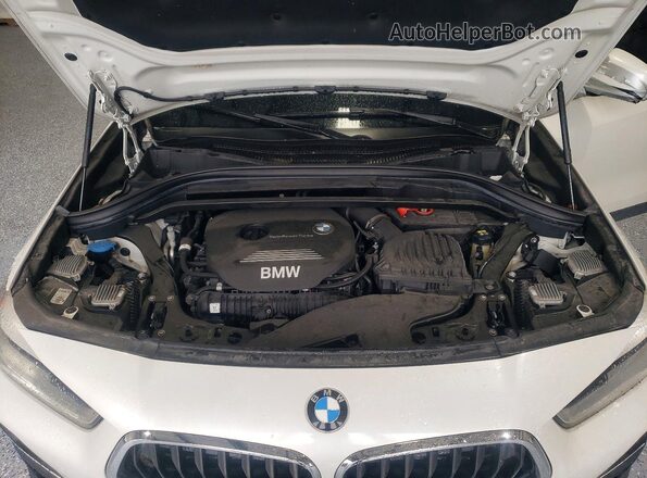 WBXYJ5C39JEF77980 2018 BMW X2 White Widok naklejki z numerem VIN