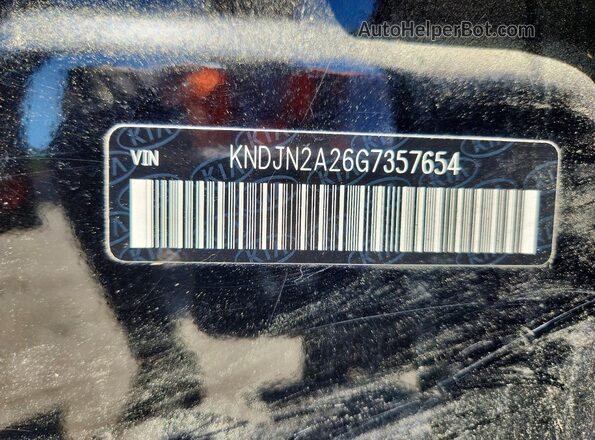KNDJN2A26G7357654 2016 KIA SOUL Black Widok naklejki z numerem VIN