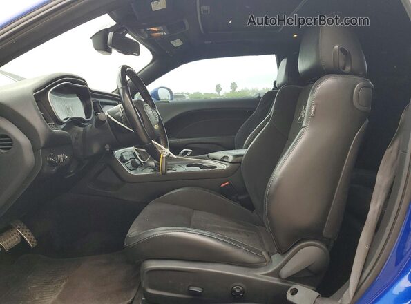 2C3CDZFJXJH171426 2018 DODGE CHALLENGER Blue Widok deski rozdzielczej