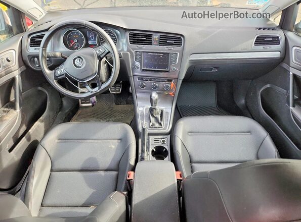 3VWH17AU8HM538235 2017 VOLKSWAGEN GOLF Синий Вид щитка приборов