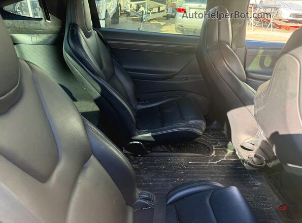 5YJXCBE2XJF103330 2018 TESLA MODEL Белый Вид салона спереди