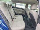 2019 Hyundai Elantra Se Синий vin: 5NPD74LF3KH449263