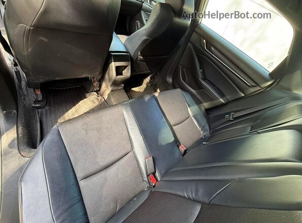 1HGCV1F32JA095311 2018 HONDA ACCORD White Вид ззаду