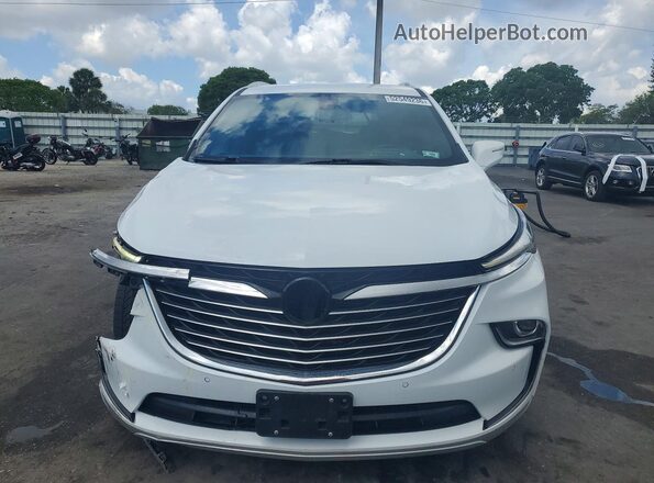5GAERBKW9PJ255728 2023 BUICK ENCLAVE Белый Вид сзади