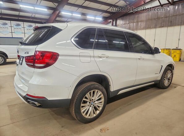 5UXKT0C58G0S78614 2016 BMW X5 Белый Передняя правая четверть