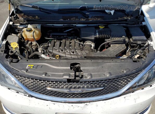 2C4RC1BG3HR587844 2017 CHRYSLER PACIFICA Белый Вид наклейки с VIN-кодом