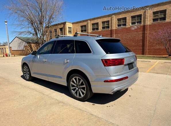 WA1LAAF72JD046552 2018 AUDI Q7 Silver Przód prawy