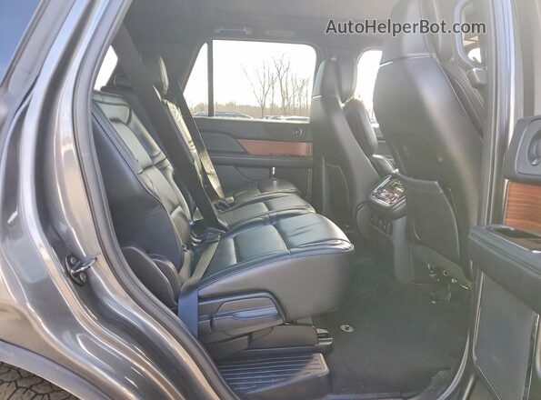 5LMJJ2LT4JEL19370 2018 LINCOLN NAVIGATOR Белый Вид подкапотного пространства