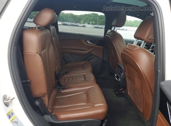 WA1VAAF78HD015230 2017 AUDI Q7 Белый Вид подкапотного пространства