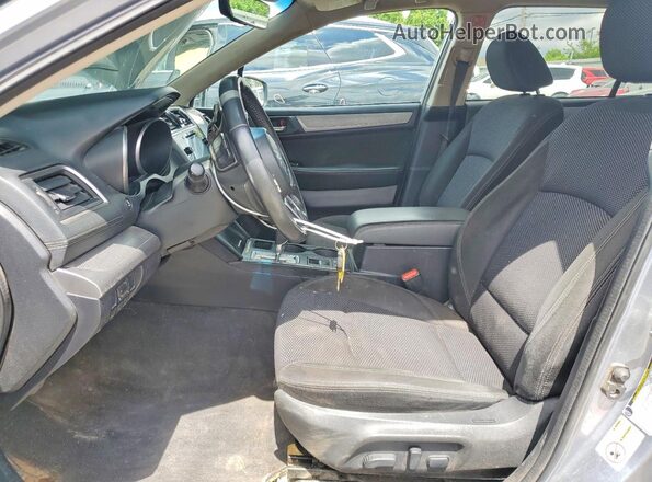 4S4BSAFC0K3396261 2019 SUBARU OUTBACK Silver Widok deski rozdzielczej