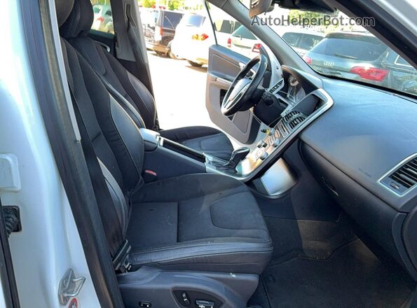 YV440MDJ6G2845538 2016 VOLVO XC60 Белый Вид сзади