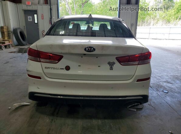 5XXGT4L3XLG392345 2020 KIA OPTIMA Белый Вид салона спереди