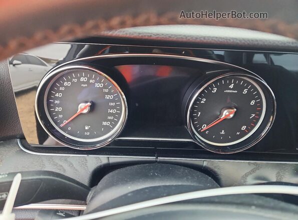 WDDZF4JB0JA374140 2018 MERCEDES-BENZ E Black Widok tylnych siedzeń
