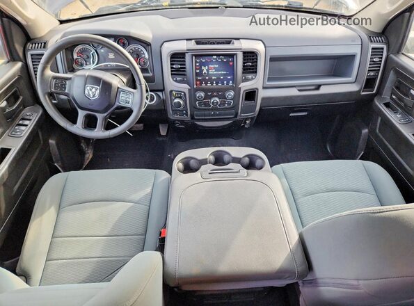 1C6RR7KT6KS677243 2019 RAM 1500 Серый Вид щитка приборов