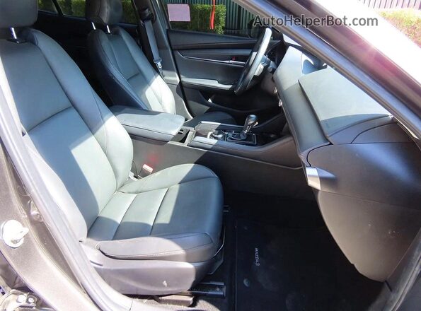 3MZBPABM2RM400790 2024 MAZDA 3 Charcoal Widok z tyłu