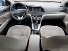 2019 Hyundai Elantra Se Синий vin: 5NPD74LF3KH449263