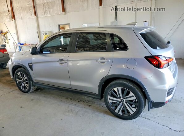 JA4ARUAUXRU000476 2024 MITSUBISHI OUTLANDER Серый Задняя правая четверть