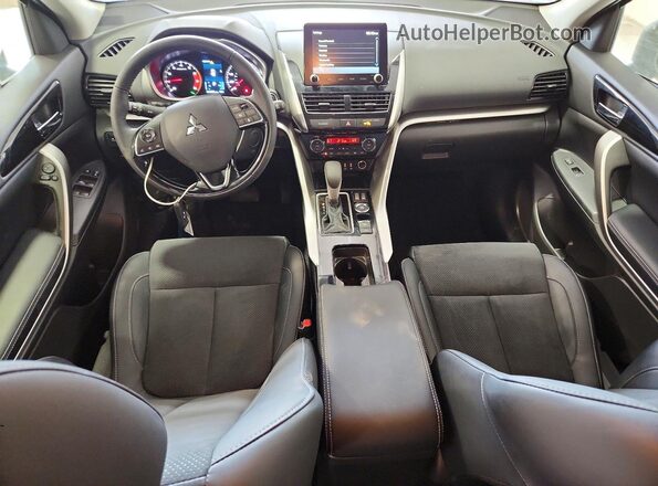 JA4ATWAA2TZ005894 2026 MITSUBISHI ECLIPSE Черный Вид щитка приборов