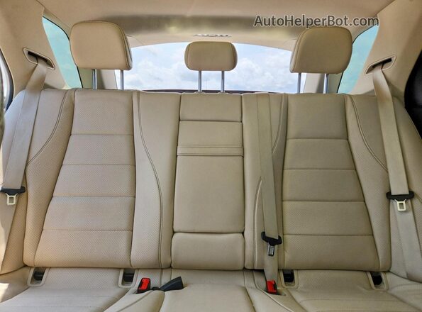 4JGFB4JB1NA601989 2022 MERCEDES-BENZ GLE Silver Rear interior view