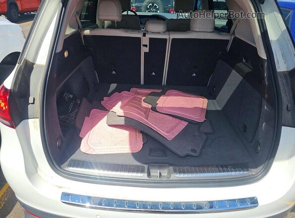 4JGFB4JB2LA111252 2020 MERCEDES-BENZ GLE White Панорамний вид салону 360°