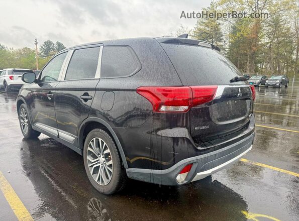 JA4AD2A3XJZ008823 2018 MITSUBISHI OUTLANDER Черный Задняя правая четверть