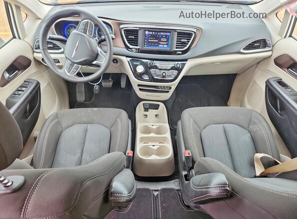 2C4RC1CG5RR105925 2024 CHRYSLER VOYAGER Белый Вид щитка приборов