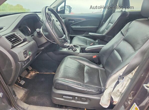 5FPYK3F58HB011091 2017 HONDA RIDGELINE Silver Вид панелі приладів