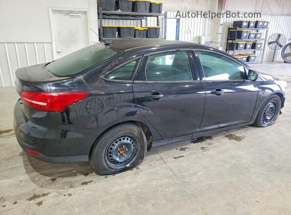 1FADP3E22HL222595 2017 FORD FOCUS Черный Задняя правая четверть