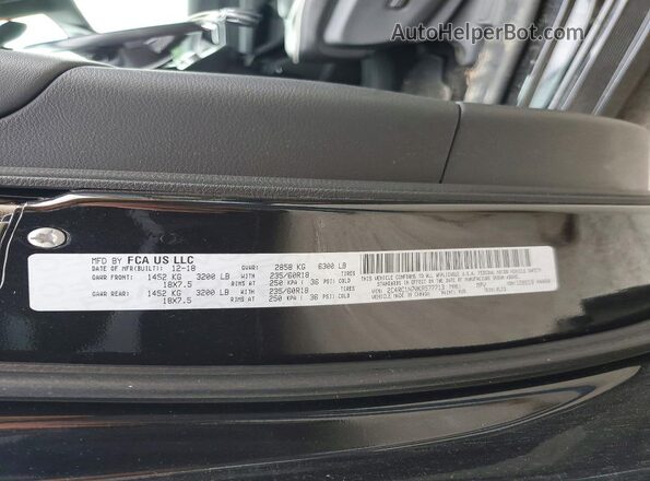 2C4RC1N70KR577713 2019 CHRYSLER PACIFICA Черный Панорамный вид салона 360°