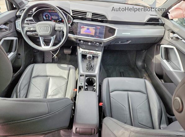 WA1EECF33M1059953 2021 AUDI Q3 Black Instrument cluster view
