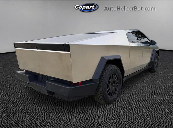 7G2CEHEE3RA048554 2024 TESLA CYBERTRUCK Gray Вид спереду
