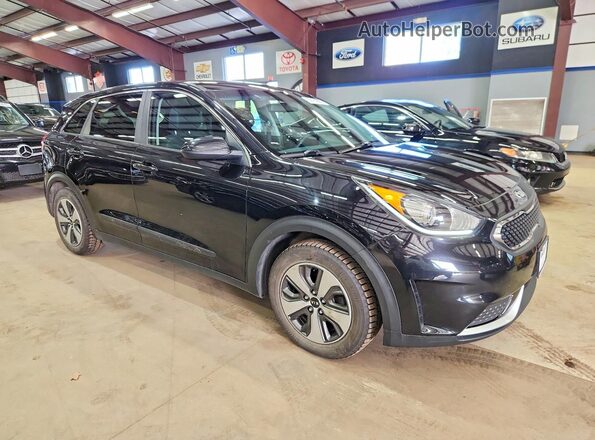 KNDCB3LC0J5139306 2018 KIA NIRO Черный Вид спереди