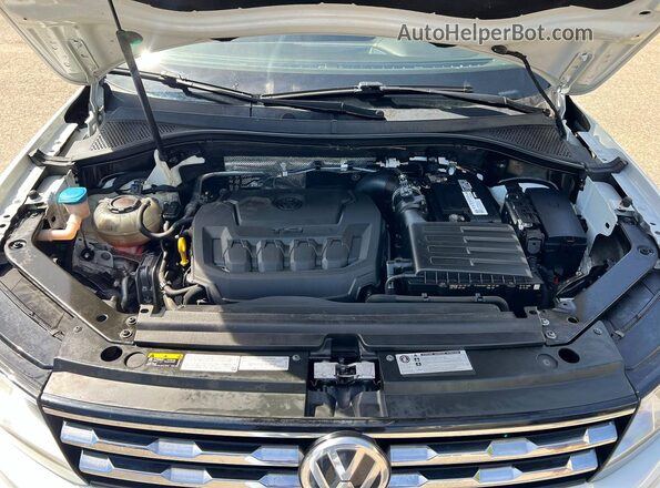 3VV2B7AX5LM114005 2020 VOLKSWAGEN TIGUAN Белый Вид панели приборов