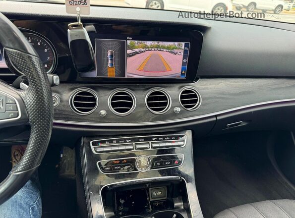 WDDZF4KB5HA072058 2017 MERCEDES-BENZ E Серый Вид задней части салона
