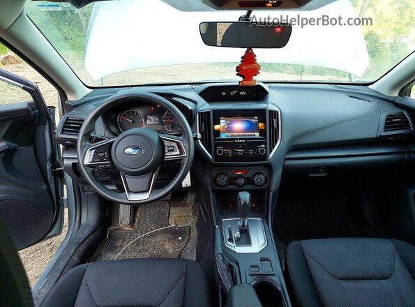 4S3GTAA62H3706900 2017 SUBARU IMPREZA Серебряный Вид задних сидений