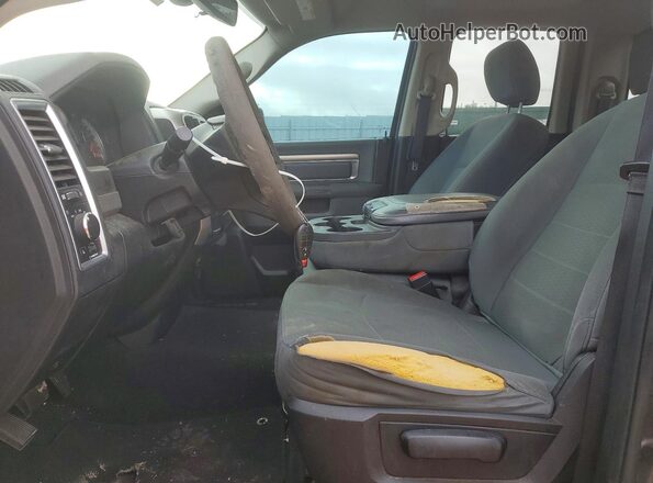 1C6RR6GT4GS347403 2016 RAM 1500 Charcoal Widok deski rozdzielczej
