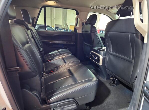 1FMJK1J89REA12426 2024 FORD EXPEDITION Белый Вид задней части салона