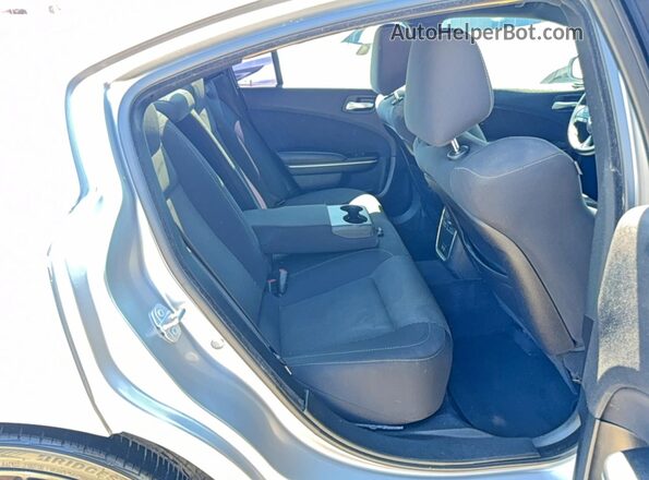 2C3CDXGJ7JH253164 2018 DODGE CHARGER Gray წინა სალონის ხედი
