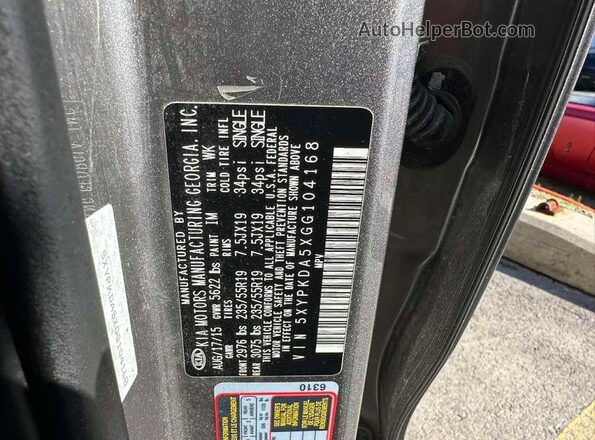 5XYPKDA5XGG104168 2016 KIA SORENTO Серый Вид задней части салона