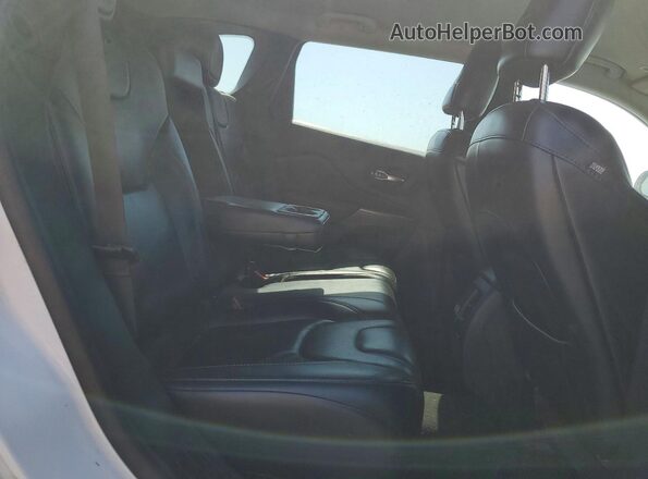 1C4PJLDB6KD357042 2019 JEEP CHEROKEE Белый Вид подкапотного пространства