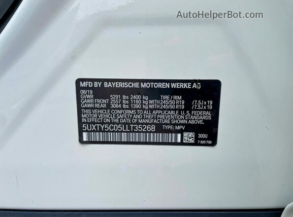 5UXTY5C05LLT35268 2020 BMW X3 Белый Вид задней части салона