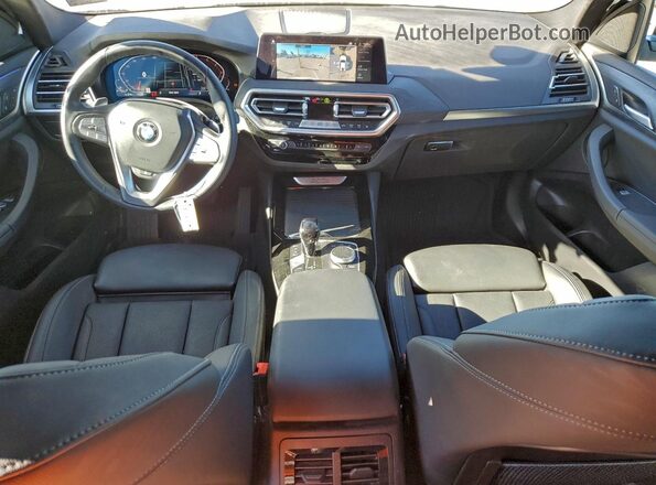 5UX53DP05R9V35147 2024 BMW X3 White Widok zestawu wskaźników