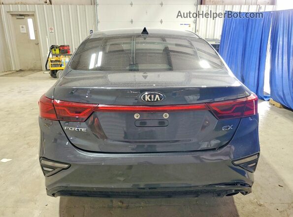3KPF54AD6LE153417 2020 KIA FORTE Угольный Вид салона спереди