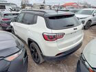 2018 Jeep Compass Latitude Белый vin: 3C4NJCBB0JT318823