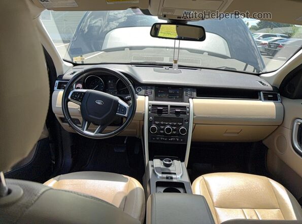 SALCR2RX7JH769881 2018 LAND ROVER DISCOVERY Черный Вид задних сидений