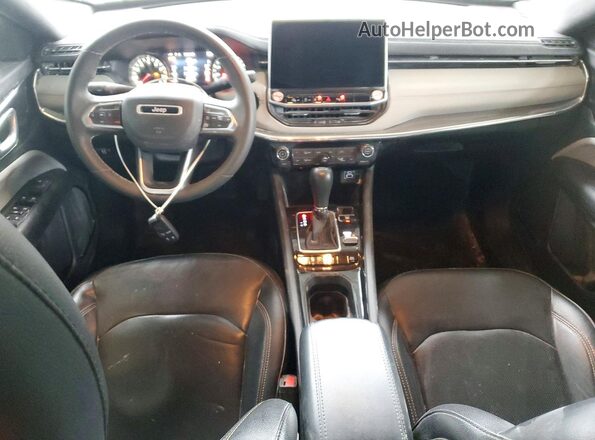 3C4NJDCN2RT596309 2024 JEEP COMPASS Серый Вид щитка приборов