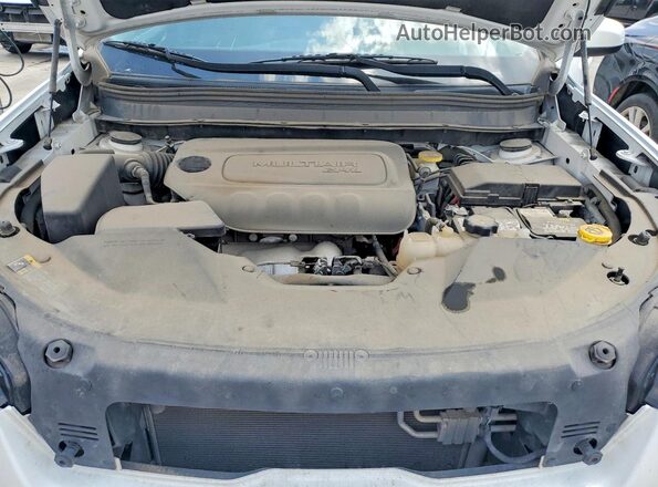 1C4PJLCB8KD474235 2019 JEEP CHEROKEE Белый Вид подкапотного пространства